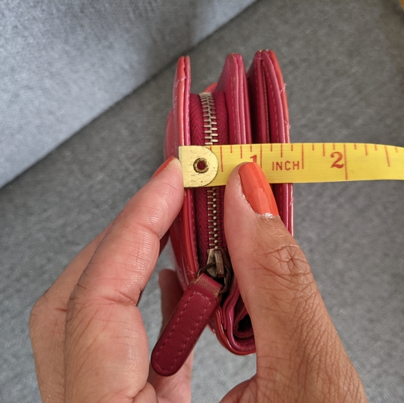 Chanel (Authentic) Patent Tri-fold Quilted Wallet - Picture 15 of 15